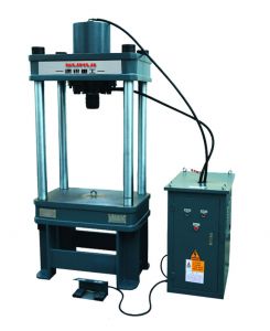 四柱(zhu)二梁液壓機（汽保(bao)液壓機）